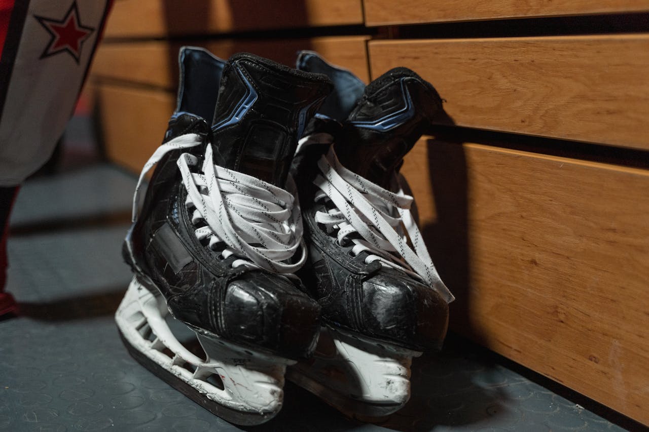 picture of hockey skates